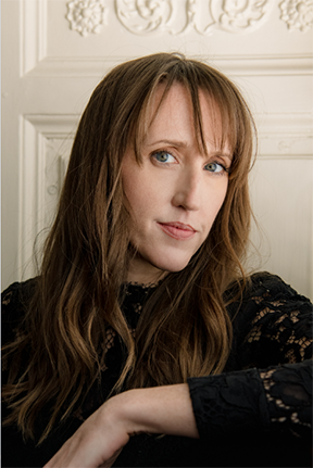 Headshot of Elizabeth Currid Halkett wearing a black sweater.
